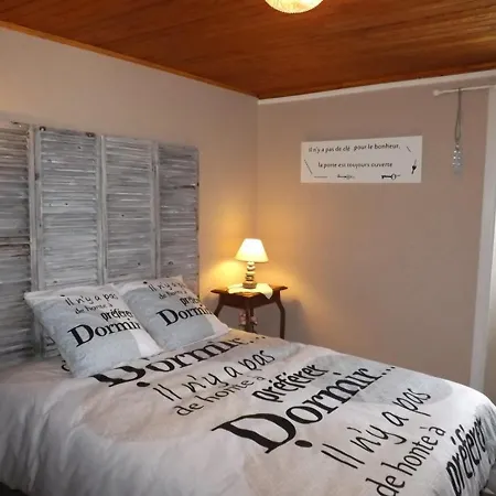 Holiday home Charme Et Confort: Renove Avec Jardin, Proche Et Randonnees - Fr-1-742-271 *