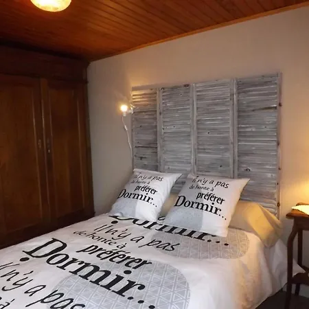 Charme Et Confort: Renove Avec Jardin, Proche Et Randonnees - Fr-1-742-271 Holiday home Saint-Cernin (Cantal)