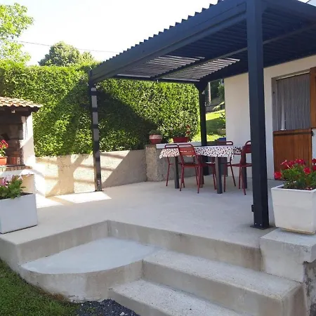 Holiday home Charme Et Confort: Renove Avec Jardin, Proche Et Randonnees - Fr-1-742-271 Saint-Cernin (Cantal)