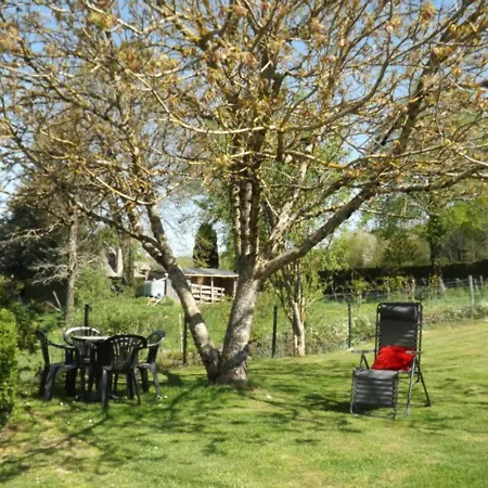 Charme Et Confort: Renove Avec Jardin, Proche Et Randonnees - Fr-1-742-271 *